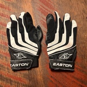 Baseball batting gloves